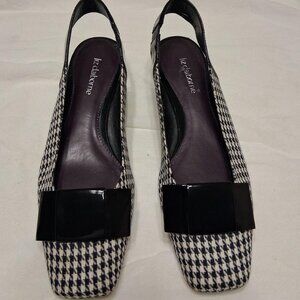 Liz Claiborne slingback flats, 6.5